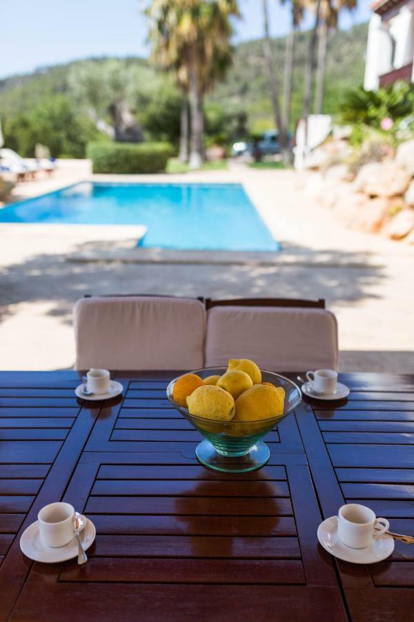 Villa Ca Na Vinya Cala Tarida  Exterior foto