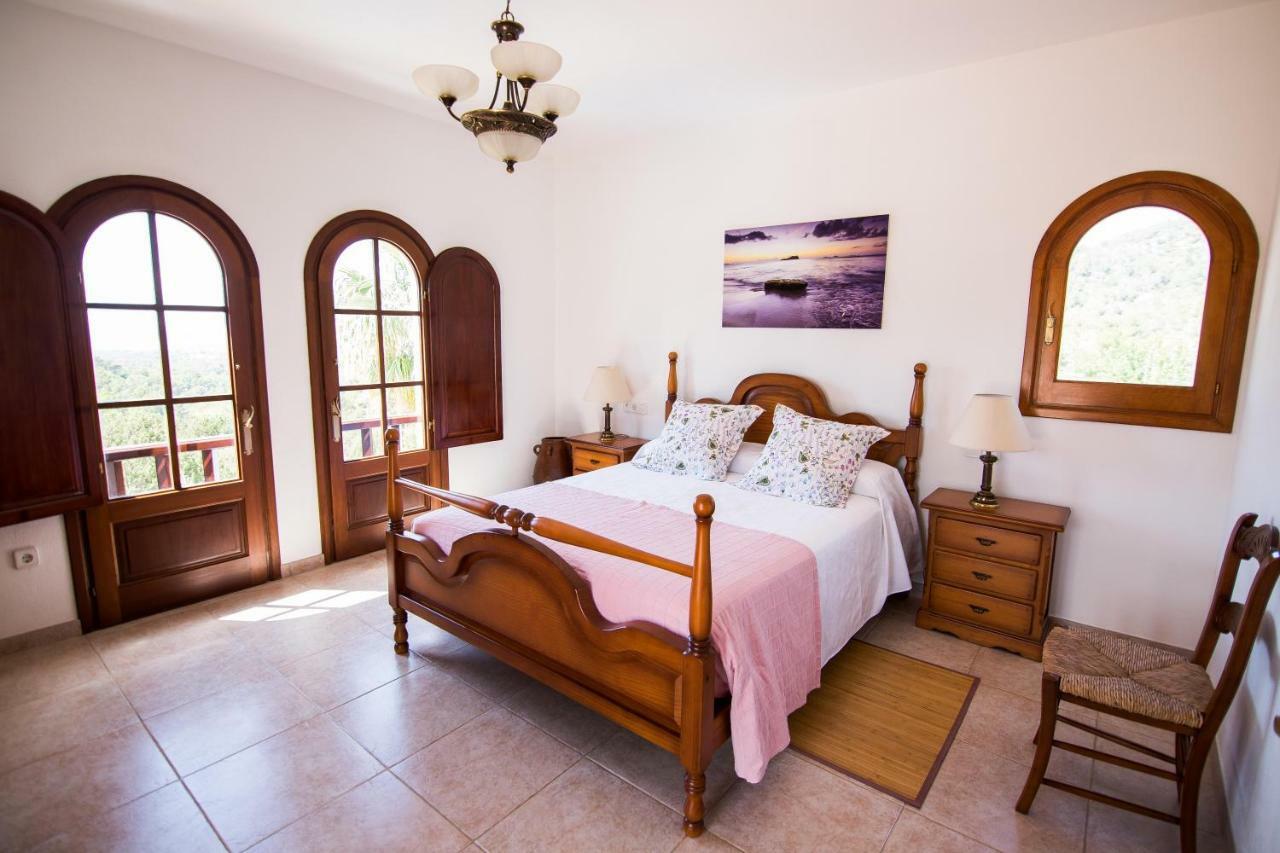 Villa Ca Na Vinya Cala Tarida  Exterior foto